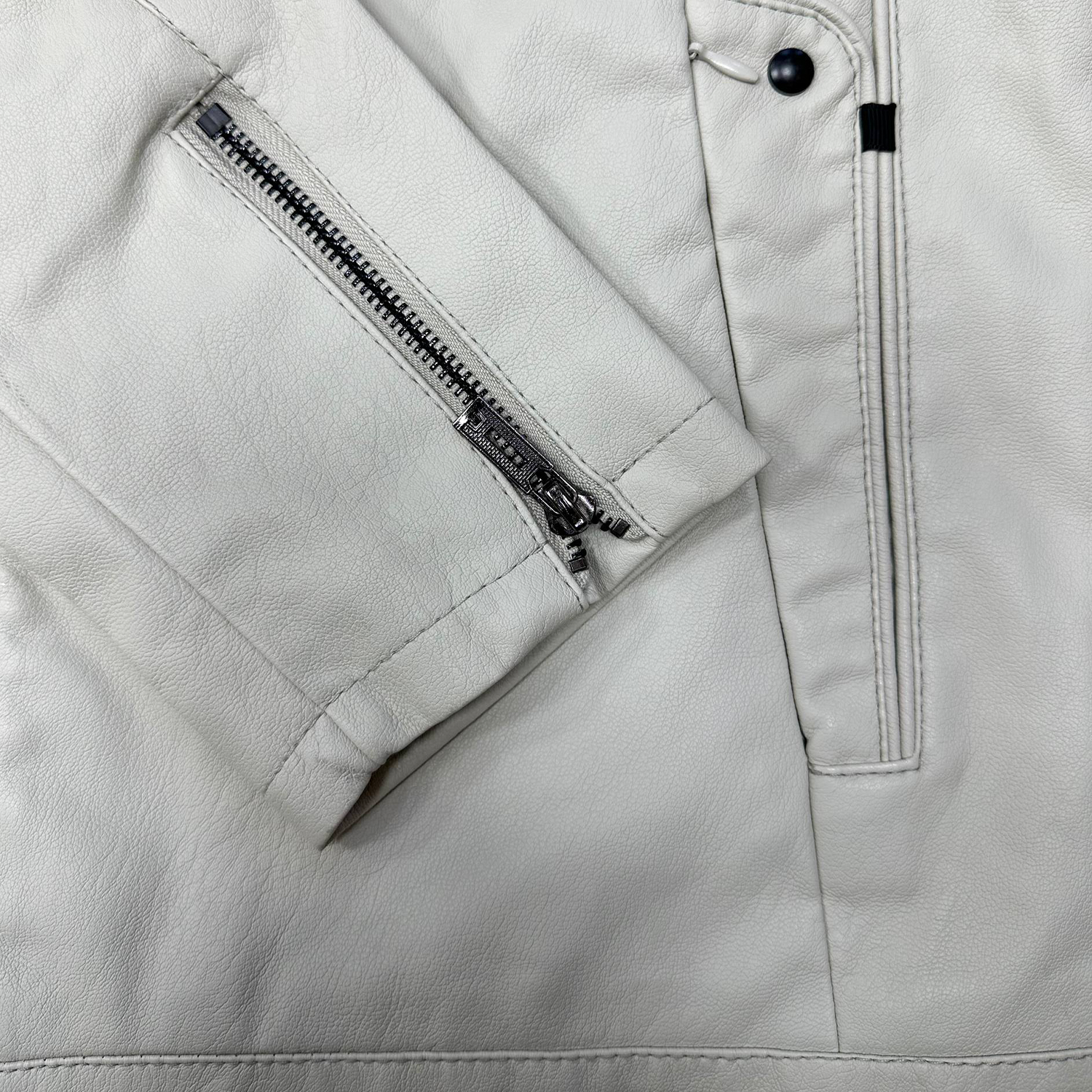 کاپشن چرم اسپرت؛ ترکیب استایل و گرمی در روزهای سرد - Image 6